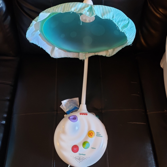 SOLD SOLD Musical/Lightshow Crib Mobile - Picture 2 of 8